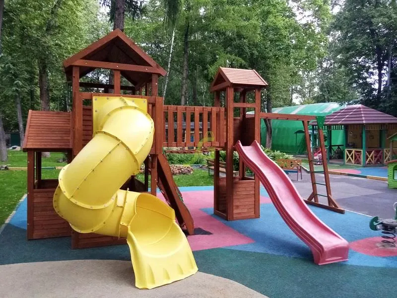 Детская игровая площадка IgraGrad Клубный домик Макси с трубой