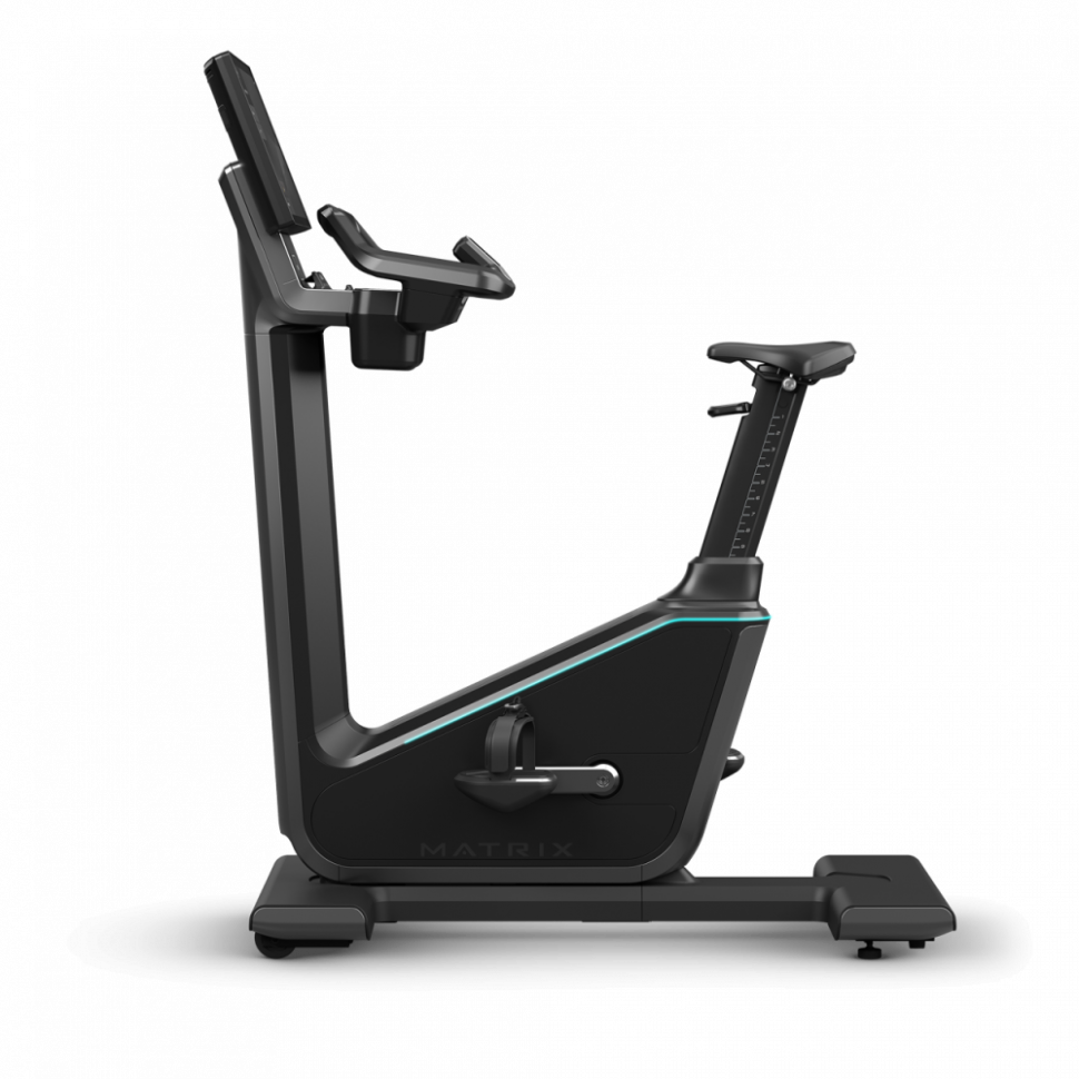 Вертикальный велотренажер Matrix Onyx P1 CB 22