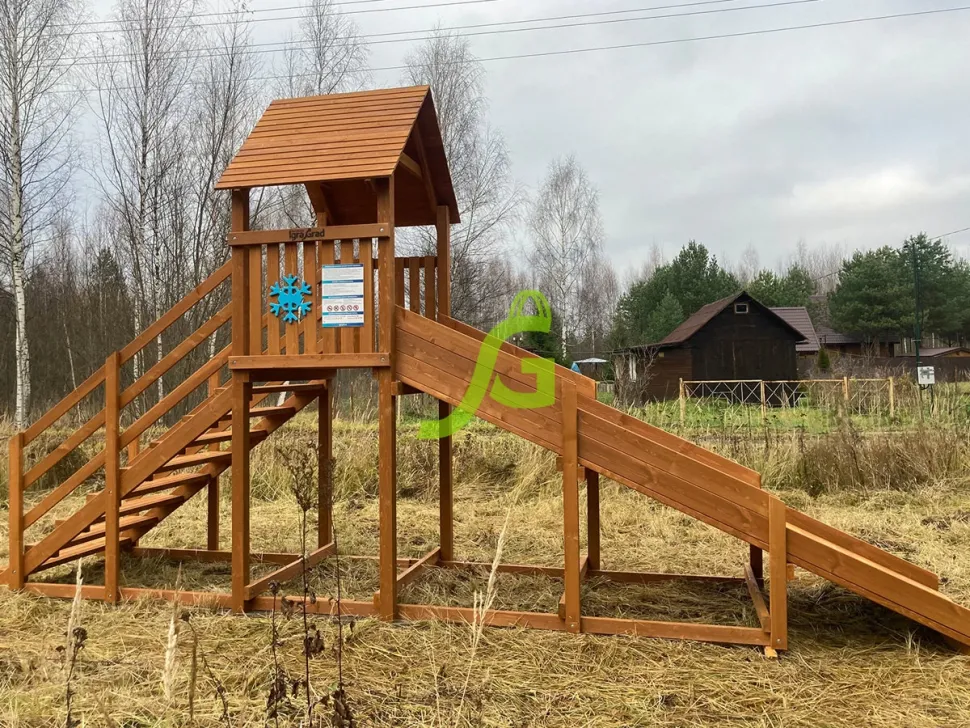 Заливная горка IgraGrad Snow Fox Start с крышей (скат 4 м)